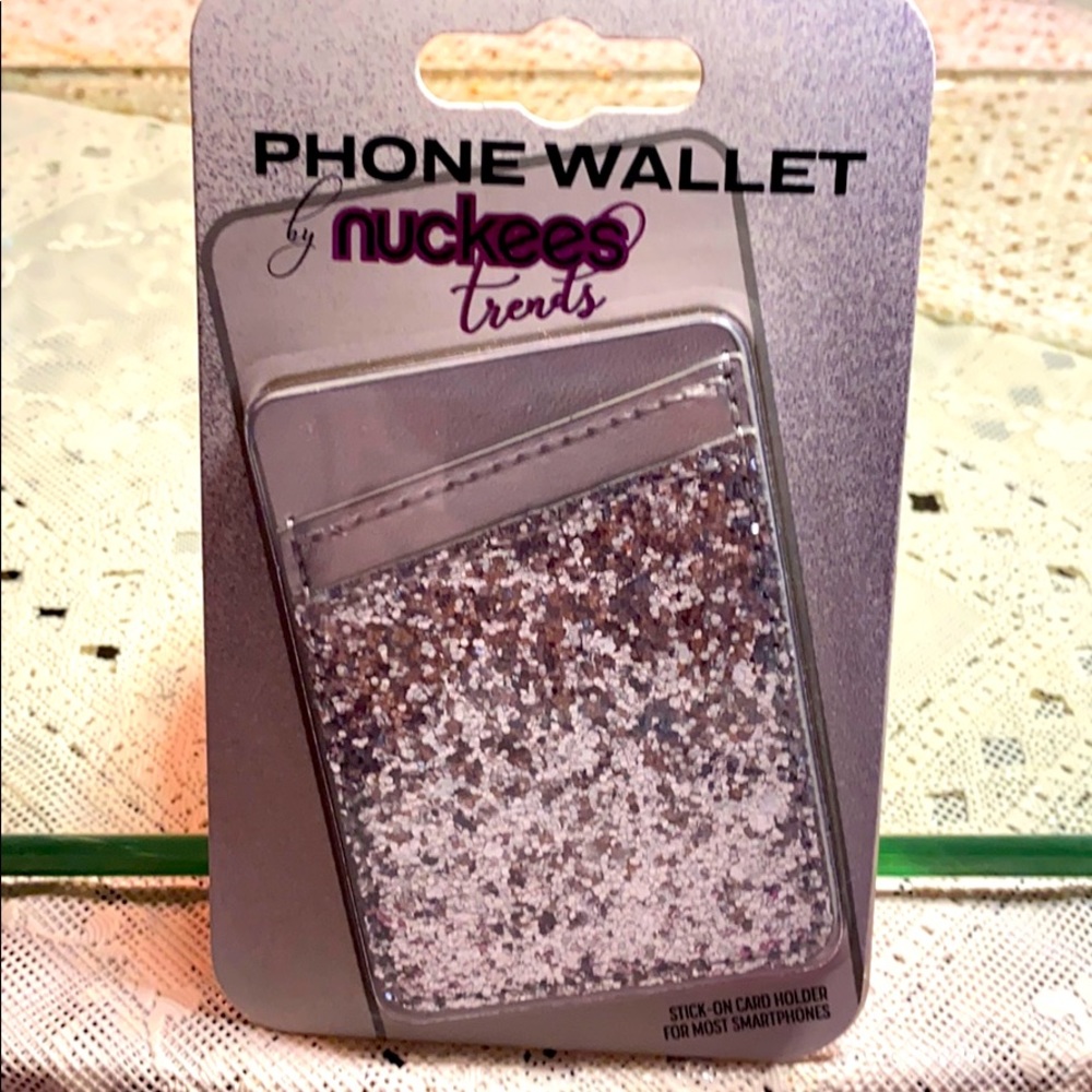 NUCKEES- Phone Wallet Silver